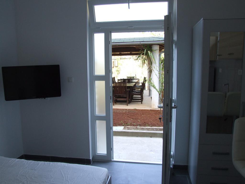 Apartment Deni Pula Exterior photo